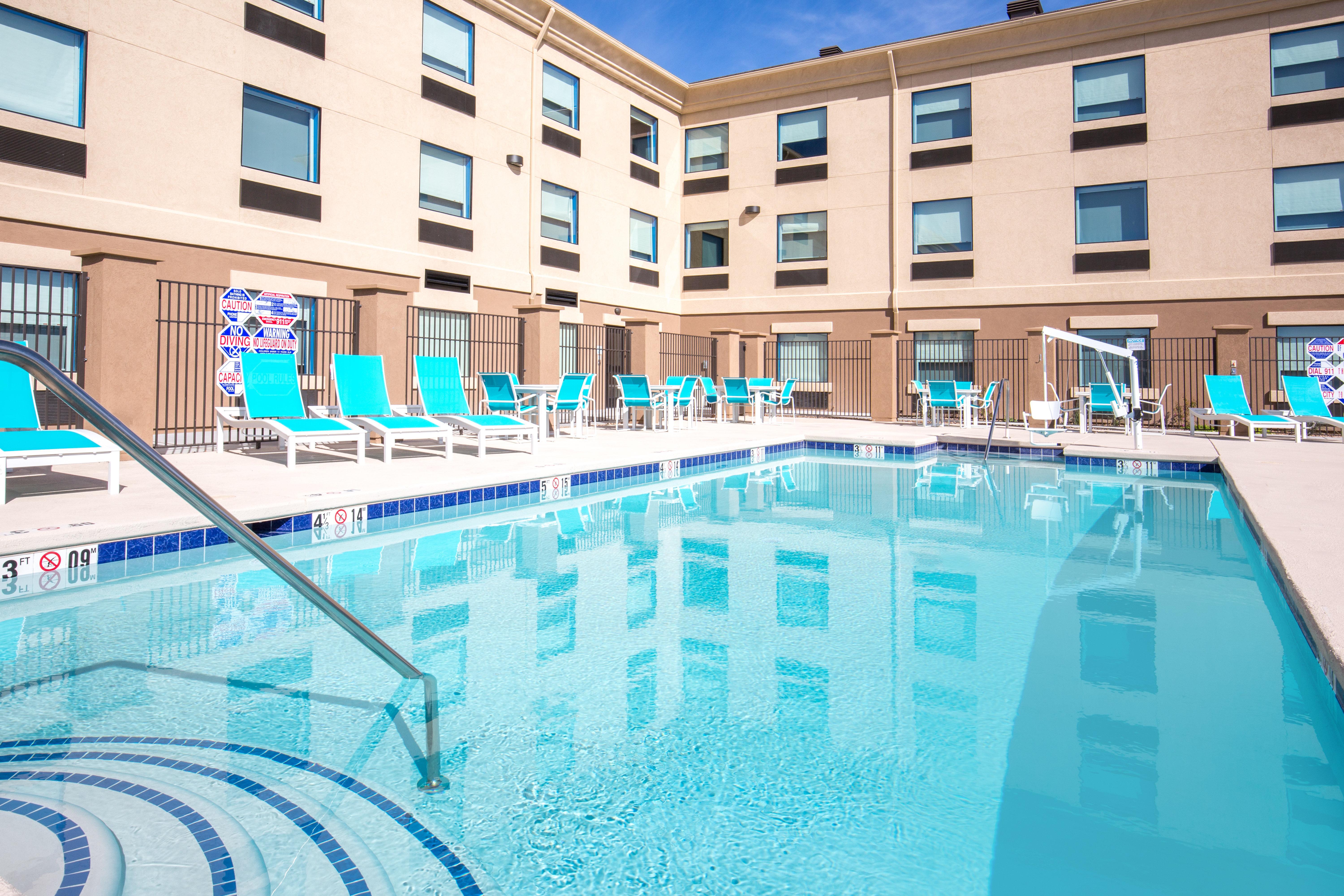 Holiday Inn Express & Suites Pahrump By Ihg Exterior foto