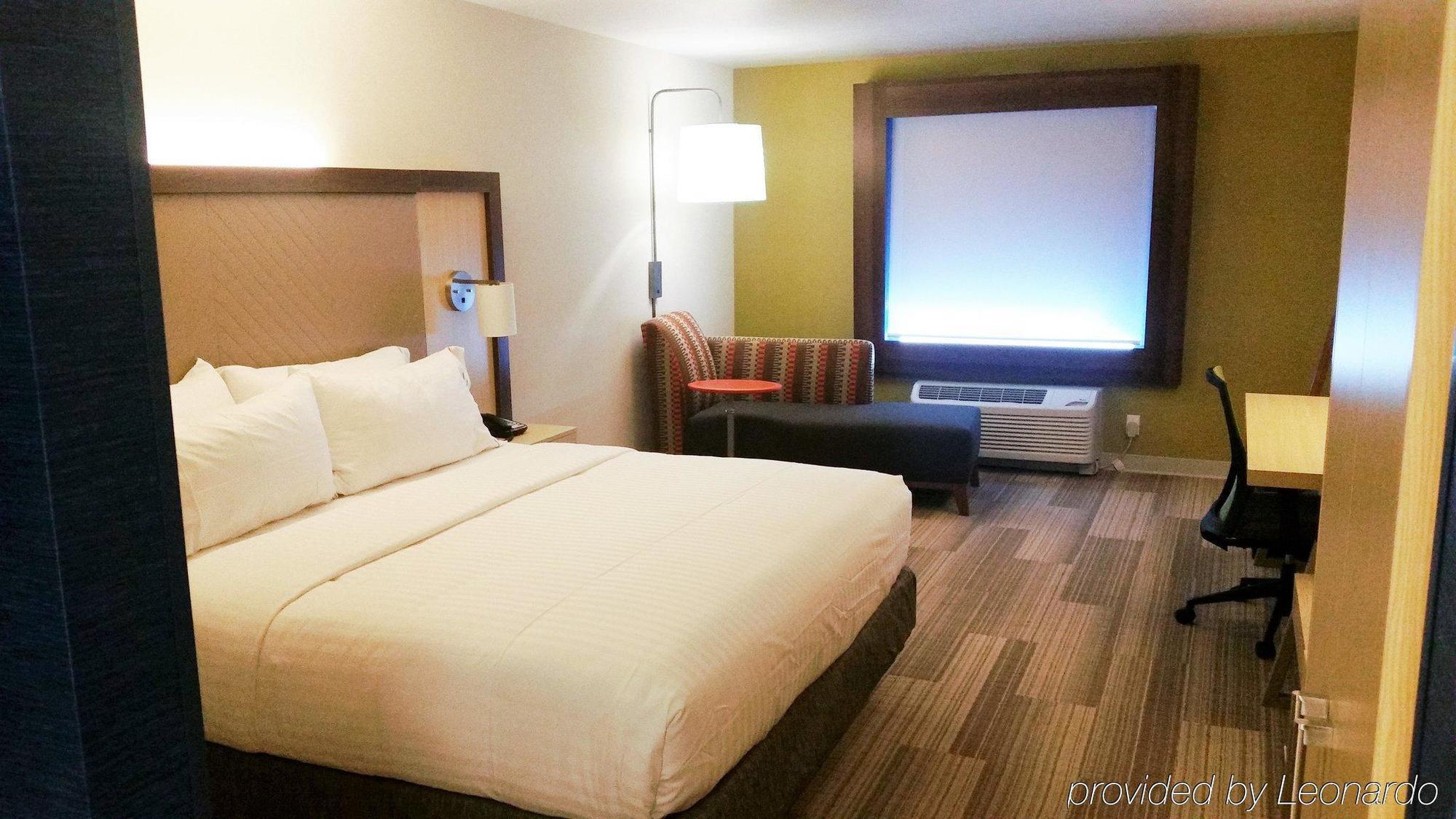 Holiday Inn Express & Suites Pahrump By Ihg Exterior foto